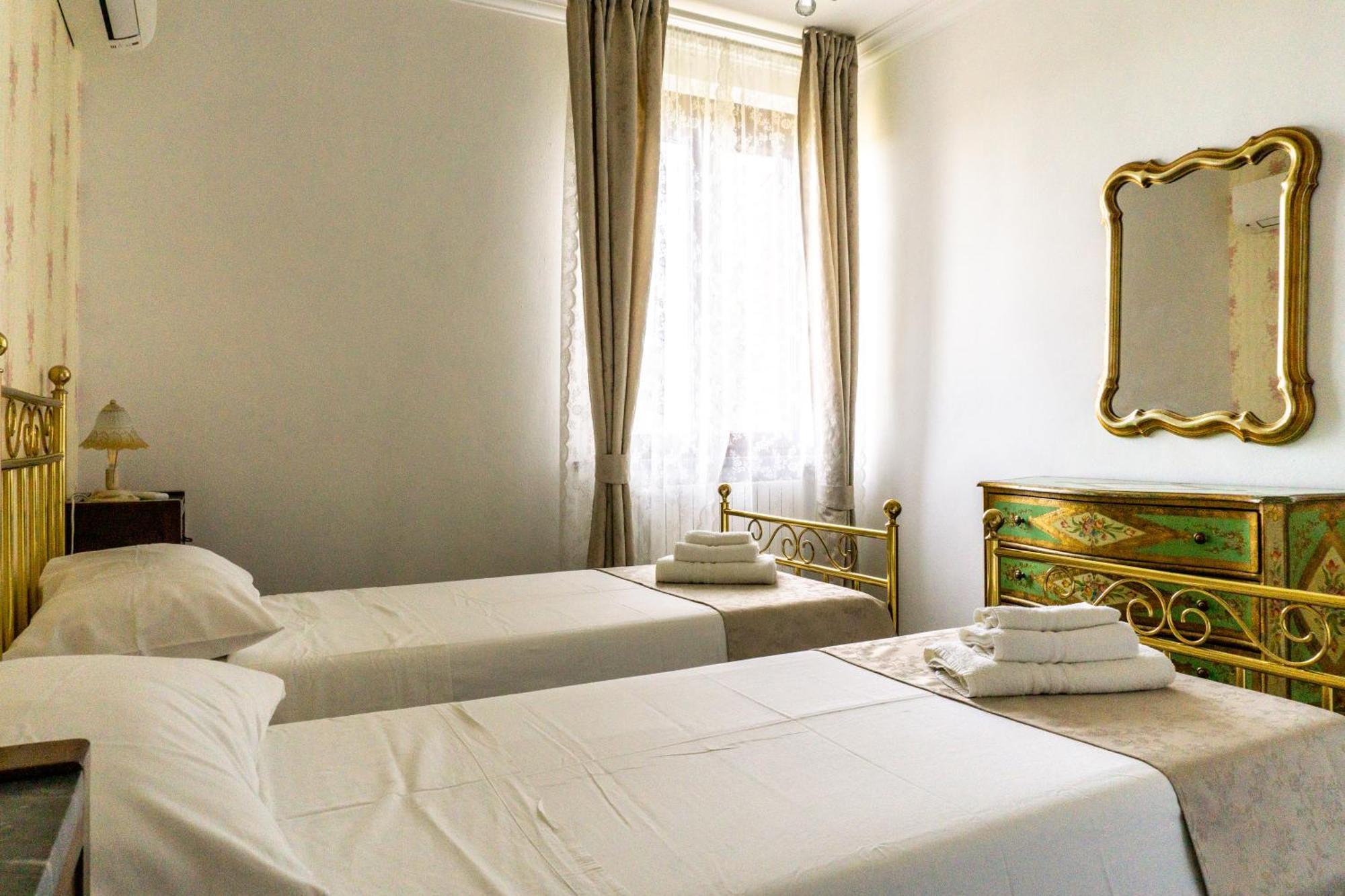 Villa Nerone B&B 로렌자나 외부 사진
