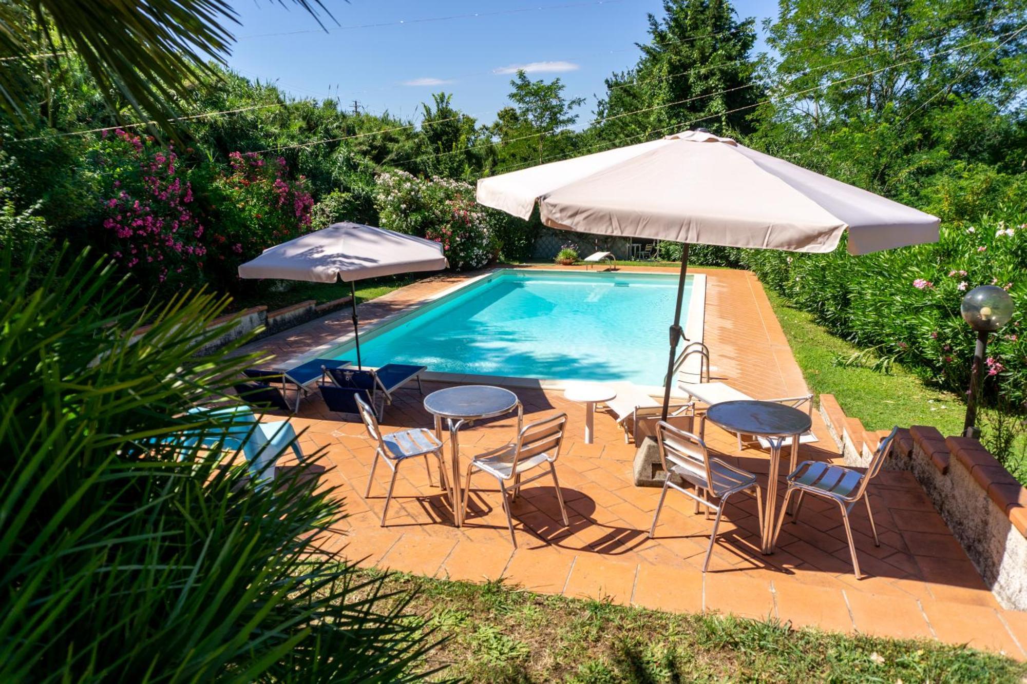 Villa Nerone B&B 로렌자나 외부 사진